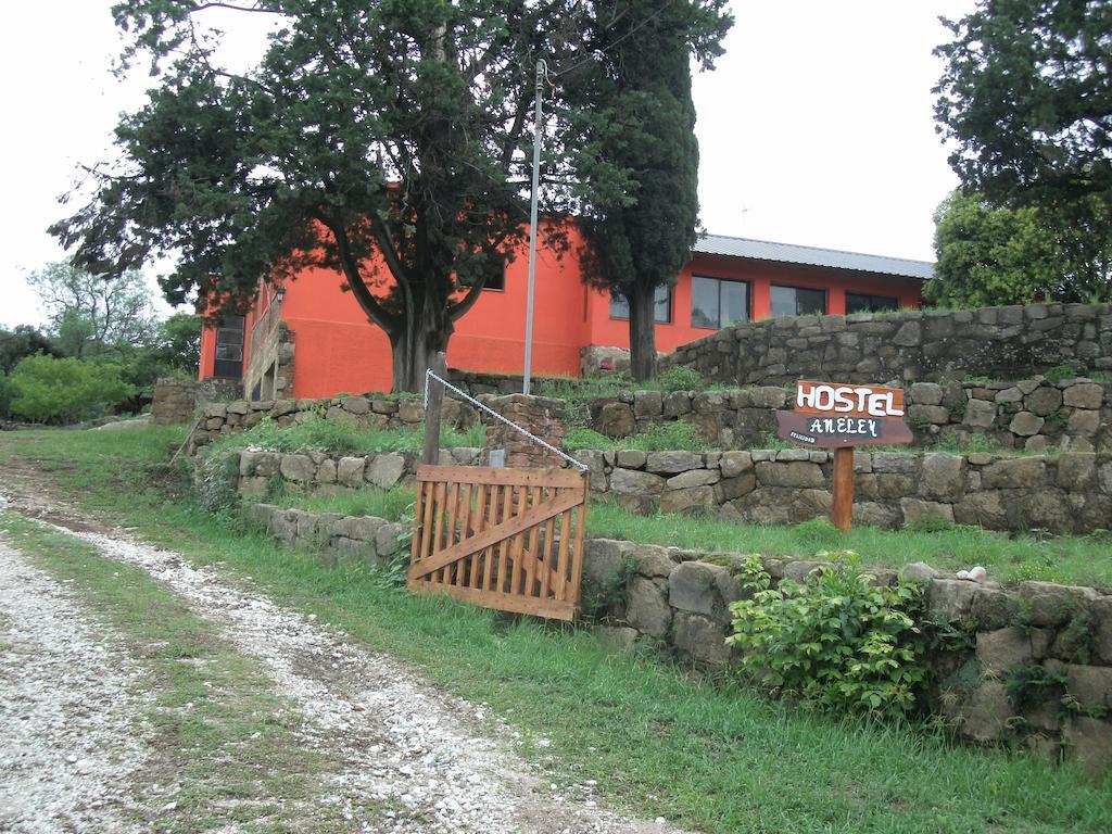 Hostel Aneley Tanti Exterior foto